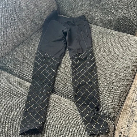 Victoria Secret Sport XS yoga pants - Picture 2 of 3